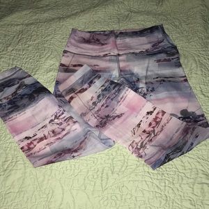 Lululemon 7/8 multi color leggings